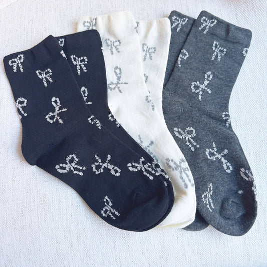 Lovely Bows Around Socks