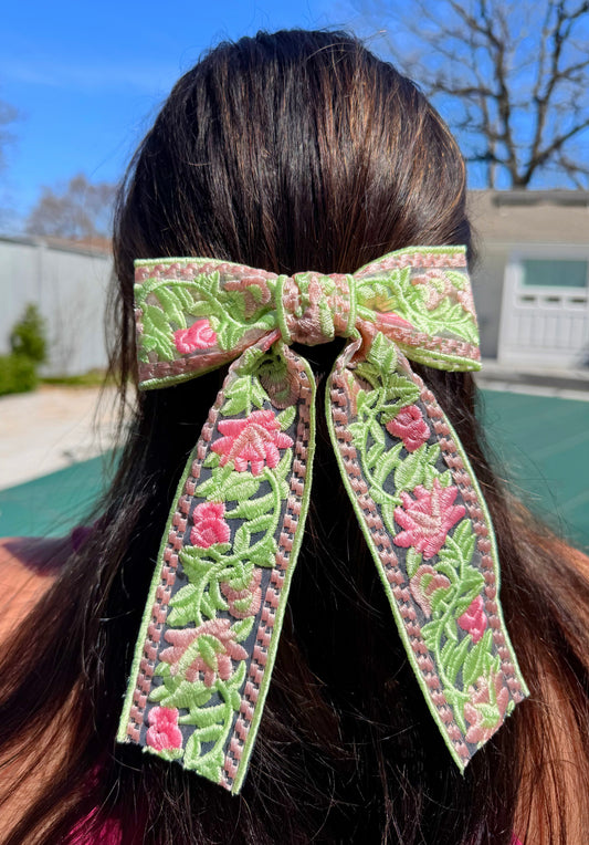 Lacey Bow Hair Clip